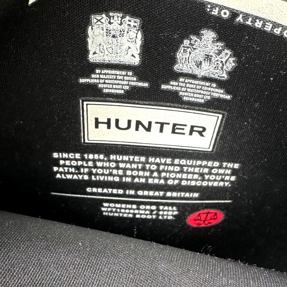 Hunter Women's Original Tall Rain Boots US Size 6 Matte Black With Boot Socks - Picture 7 of 15